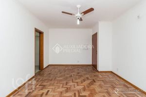 Image 3 - 883696