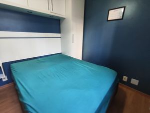Image 8 - 883699