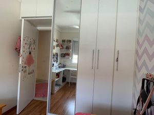 Image 3 - 883701