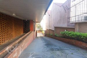 Image 20 - 883702