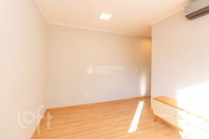 Image 3 - 883702