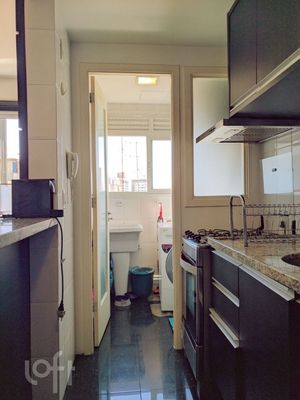 Image 13 - 883722