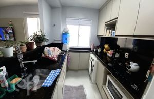 Image 1 - 883729