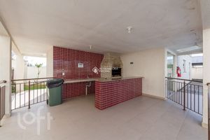 Image 21 - 883729