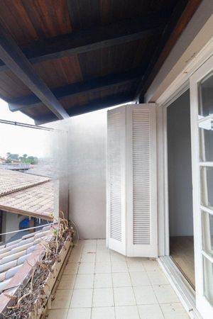 Image 38 - 883730