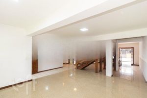Image 21 - 883730