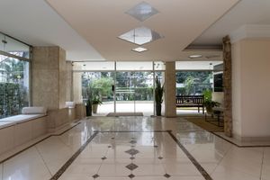 Image 14 - 883734