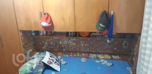 Image 9 - 883744