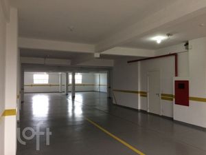 Image 19 - 883746
