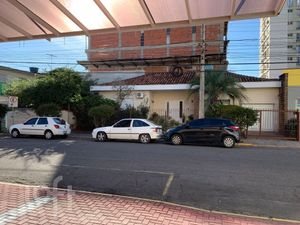 Image 1 - 883747