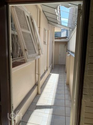 Image 27 - 883747