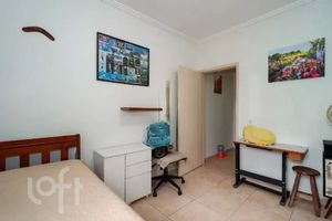 Image 9 - 883748