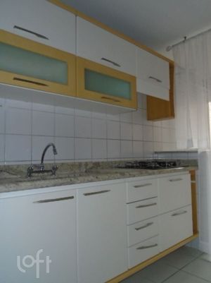 Image 5 - 883749