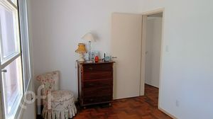 Image 8 - 883751