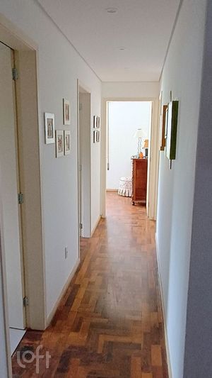 Image 15 - 883751
