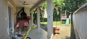 Image 11 - 883753