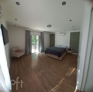 Image 3 - 883753