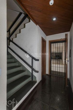 Image 17 - 883756