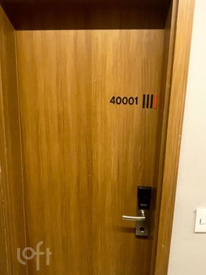 Image 7 - 883763