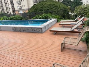 Image 17 - 883763