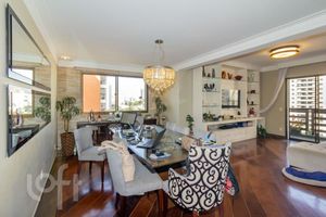 Image 4 - 883766