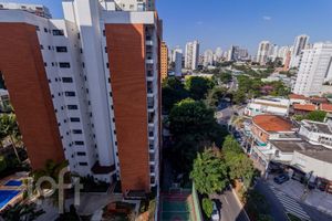 Image 14 - 883766