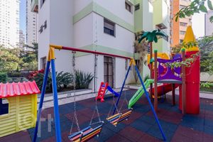 Image 82 - 883766