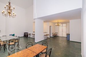 Image 70 - 883766