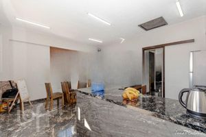 Image 15 - 883772