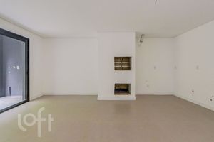 Image 15 - 883776