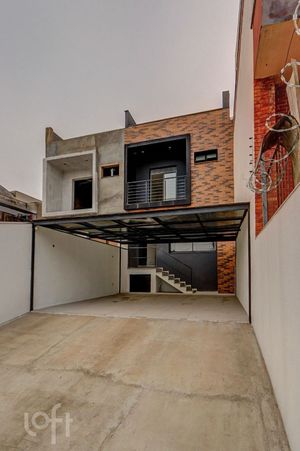 Image 1 - 883776