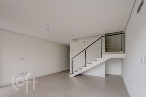 Image 9 - 883776