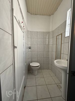 Image 8 - 883778