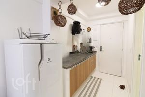 Image 3 - 883780