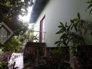 Image 2 - 883784
