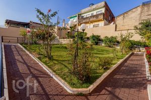 Image 35 - 883786
