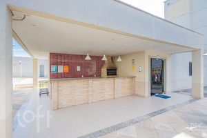 Image 19 - 883787