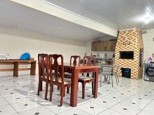 Image 18 - 883789