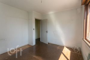 Image 13 - 883791