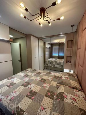 Image 15 - 883793