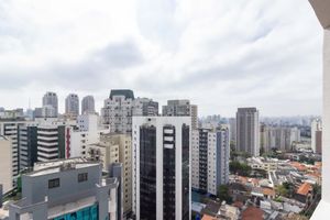 Image 12 - 883802