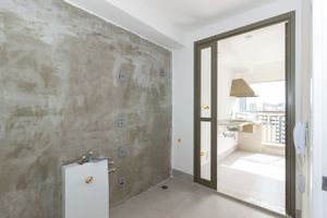 Image 19 - 883802