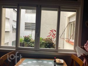 Image 1 - 883809