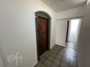 Image 18 - 883810