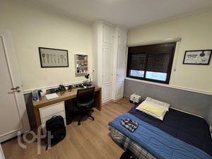 Image 15 - 883812