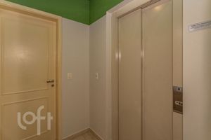 Image 66 - 883821