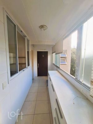 Image 21 - 883838