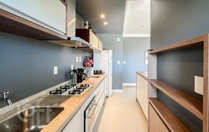 Image 20 - 883839
