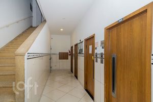 Image 12 - 883841
