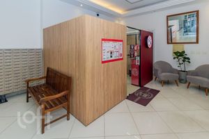 Image 16 - 883841